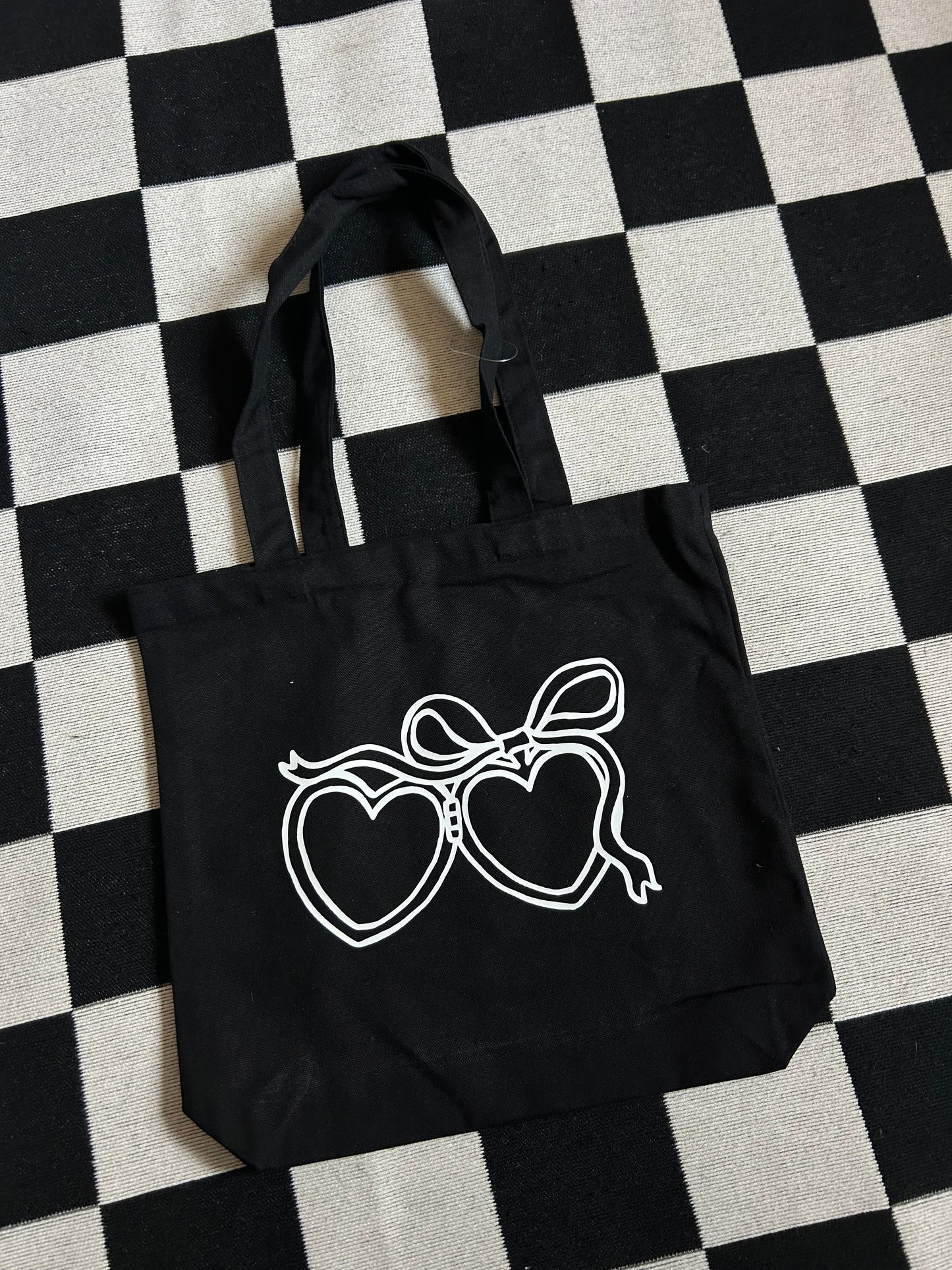 Locket and seal it-tote