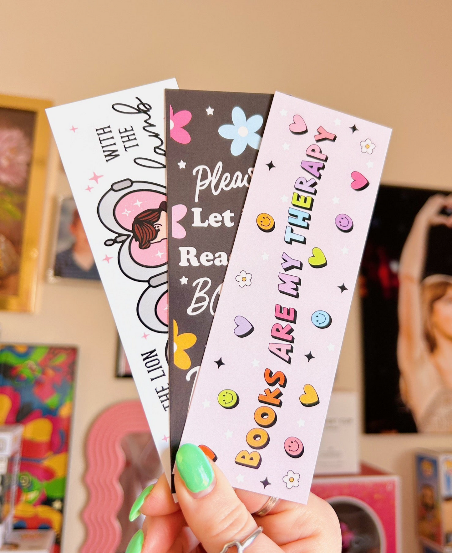 Books are my therapy-bookmark
