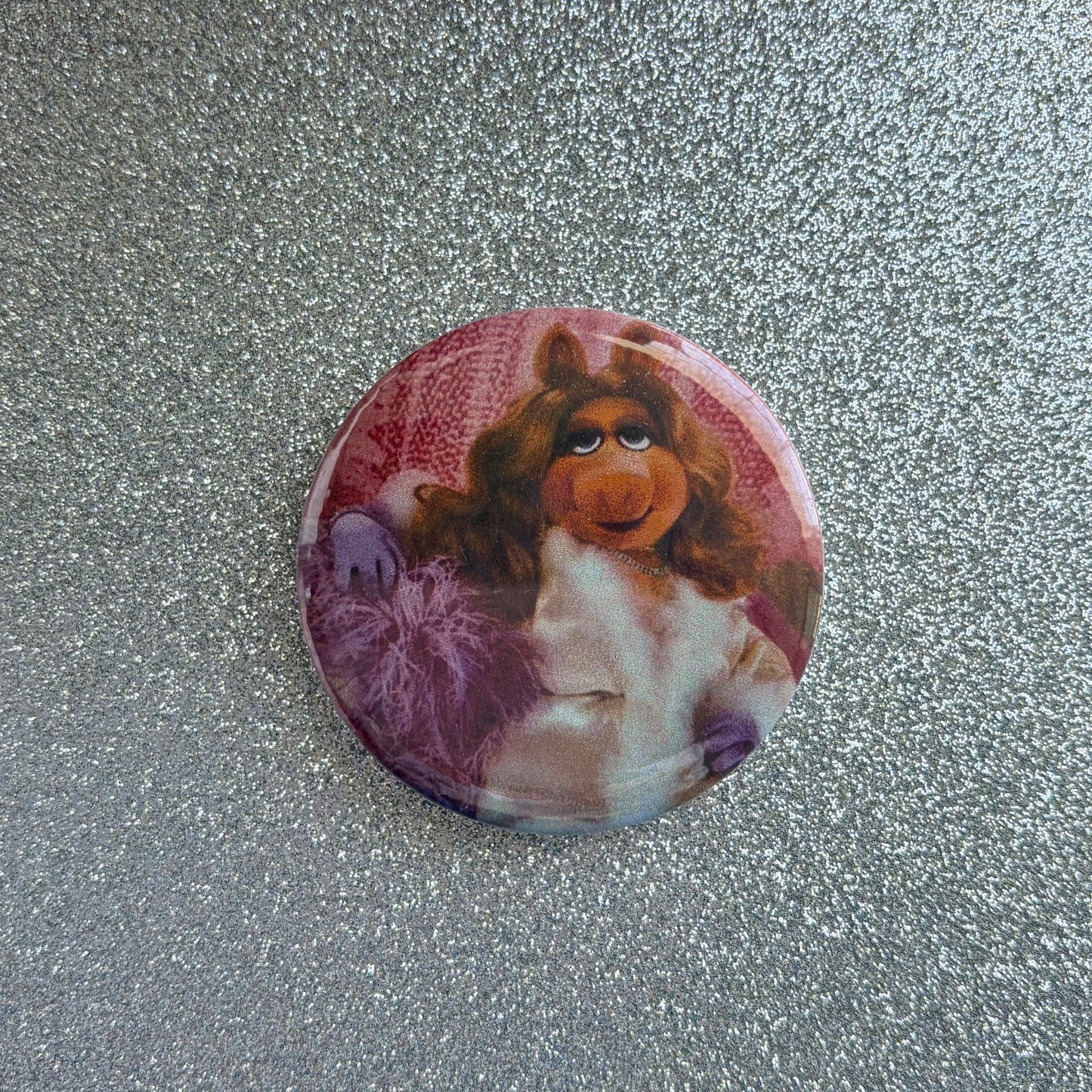 miss piggy pin