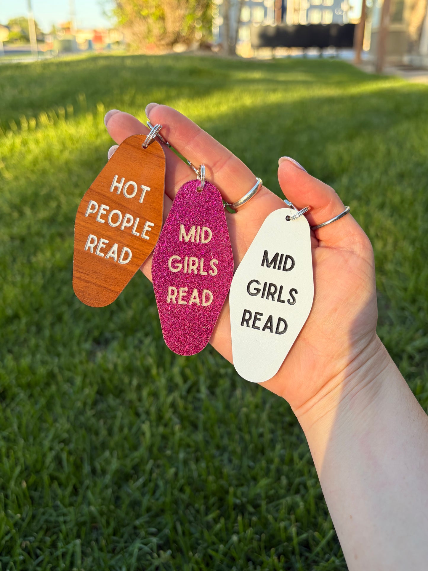 HOT people read-Keychain!
