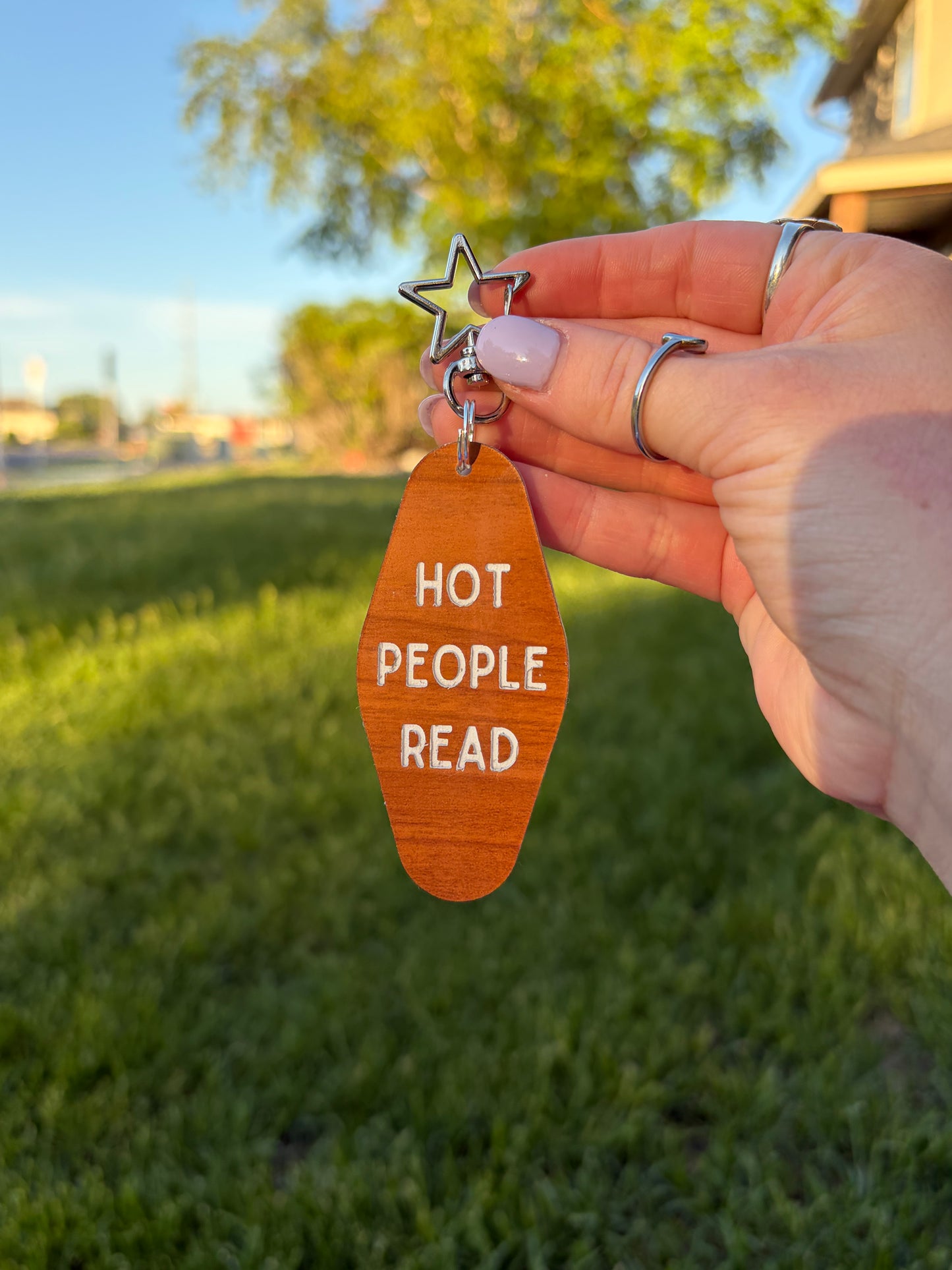 HOT people read-Keychain!